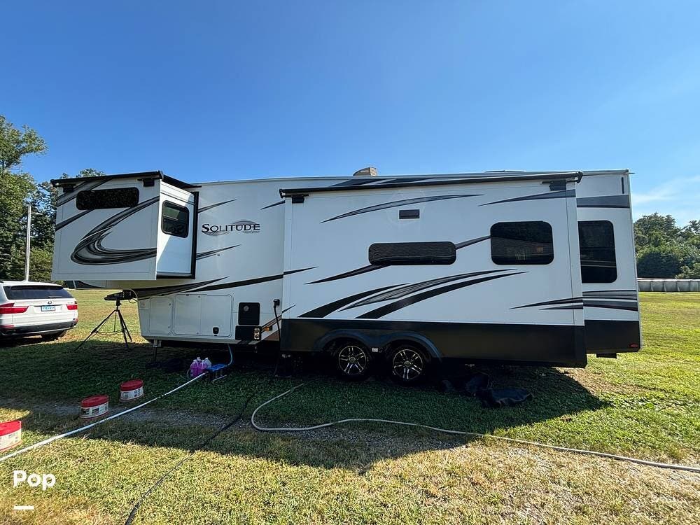 2023 Grand Design Solitude 310GK-R - Used Fifth Wheel For Sale by Pop RVs in Greensboro, North Carolina features Awning, Slideout, Air Conditioning