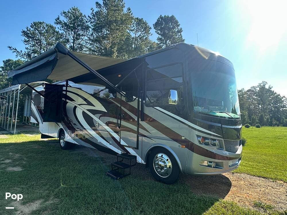 2019 Forest River Georgetown XL 369DS - Used Class A For Sale by Pop RVs in Swansea, South Carolina features Air Conditioning, Leveling Jacks, Generator, Slideout, Awning