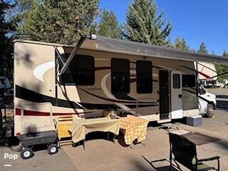 2020 Coachmen Leprechaun 317SA - Used Class C For Sale by Pop RVs in Hayden, Idaho features Slideout, Awning, Generator, Air Conditioning
