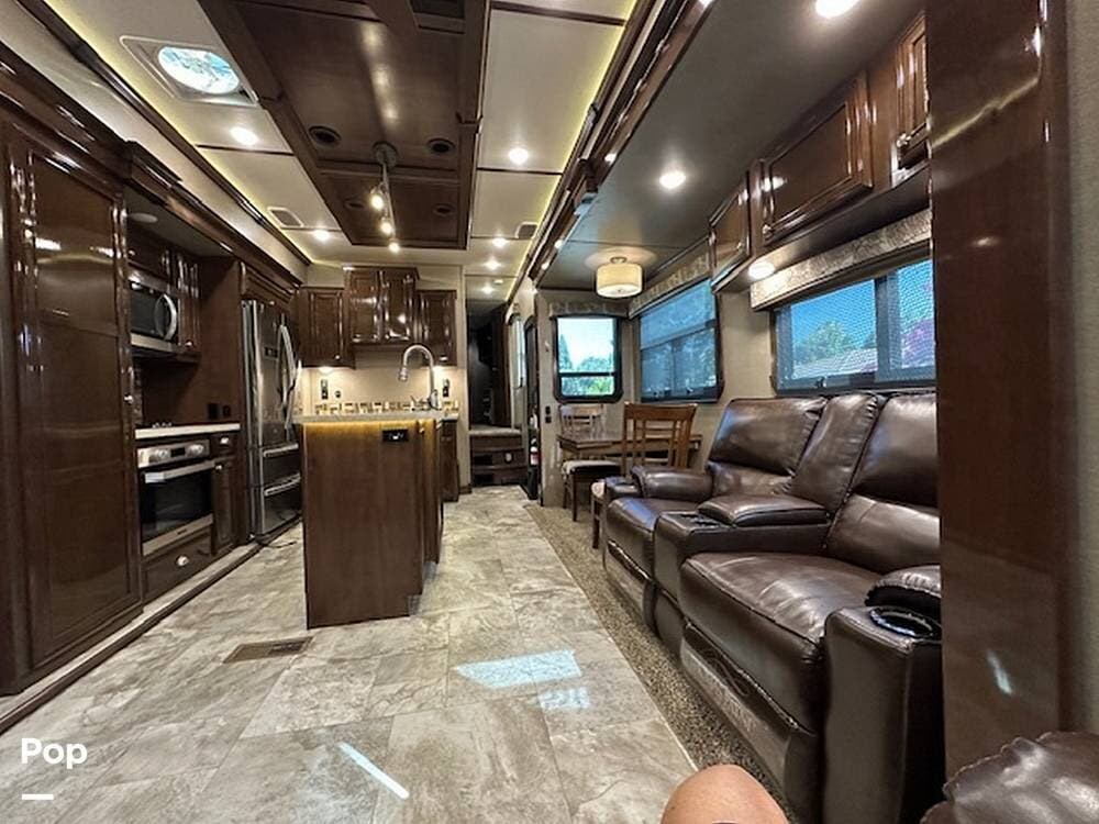 2018 CrossRoads Redwood 3401RL - Used Fifth Wheel For Sale by Pop RVs in Lincoln, California features Awning, Slideout, Air Conditioning