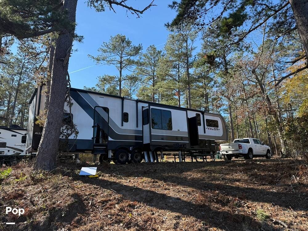 2024 Valor 44V14 by Alliance RV from Pop RVs in Fort Gordon, Georgia
