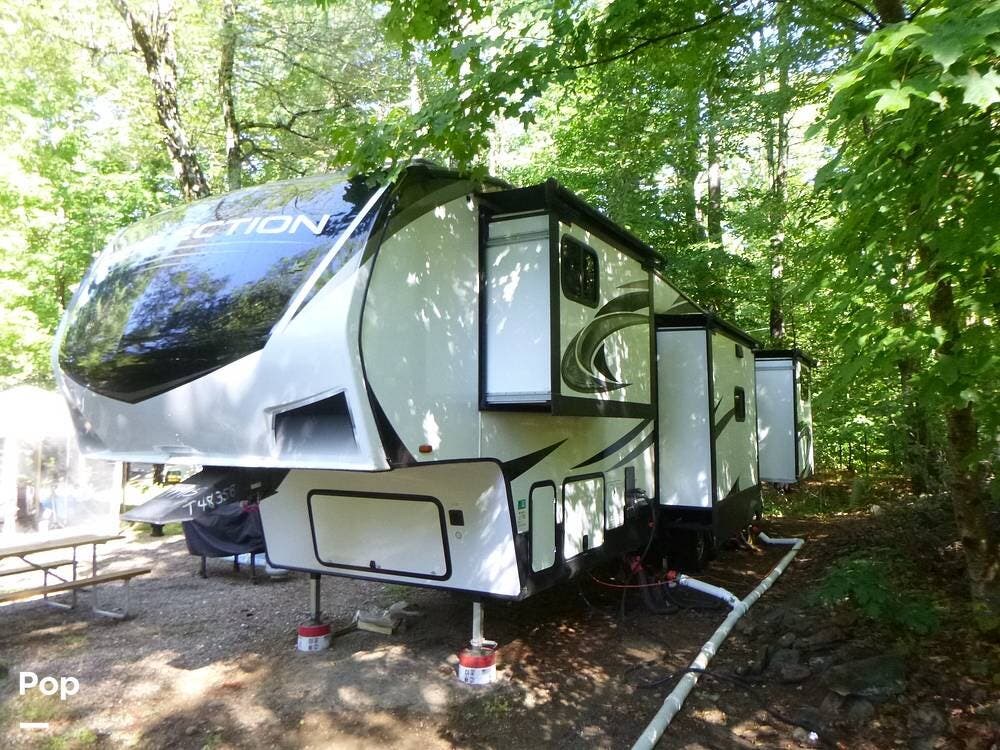 Used 2022 Grand Design Reflection 311BHS available in Rochester, New Hampshire