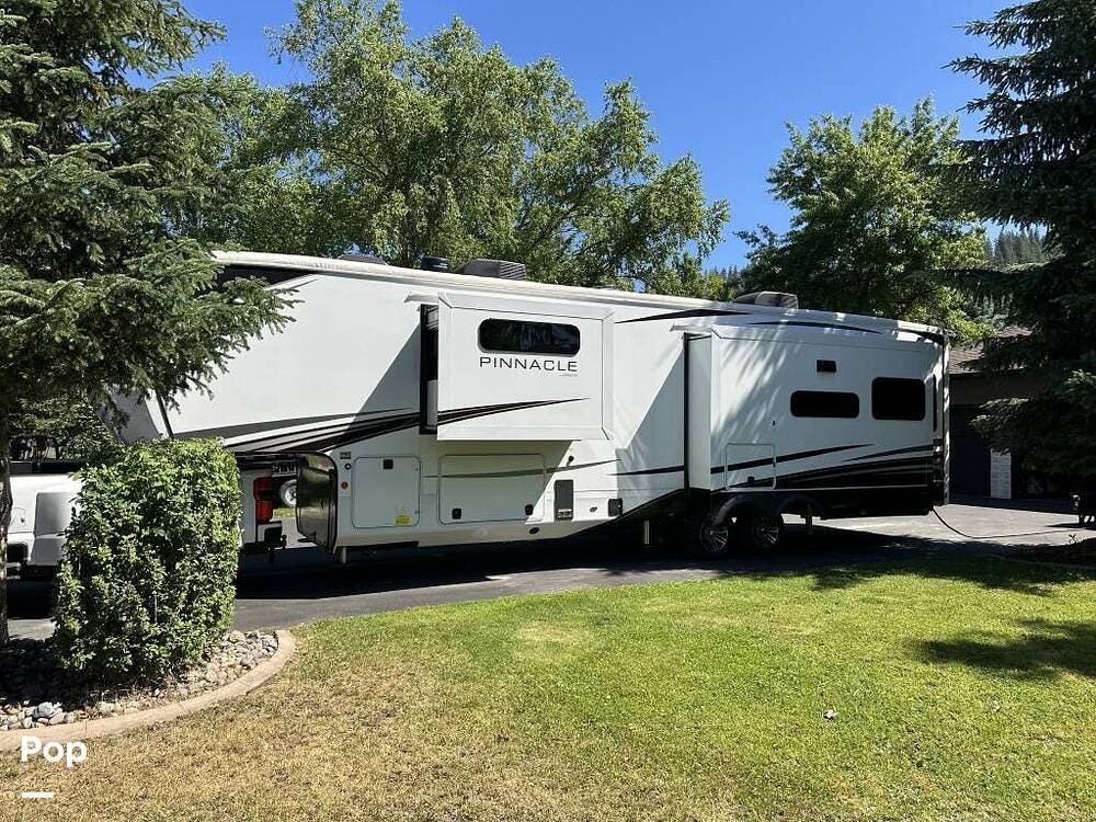 2024 Pinnacle 36FBTS by Jayco from Pop RVs in Coeur D Alene, Idaho