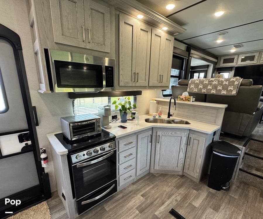 Used 2021 Keystone Montana High Country 373RD available in Hazel Green, Alabama