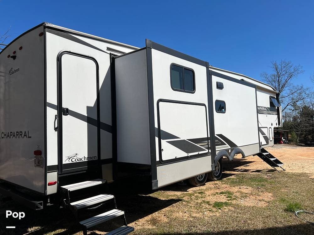 2022 Forest River Chaparral 367BH - Used Fifth Wheel For Sale by Pop RVs in Tignall, Georgia features Awning, Leveling Jacks, Slideout, Air Conditioning