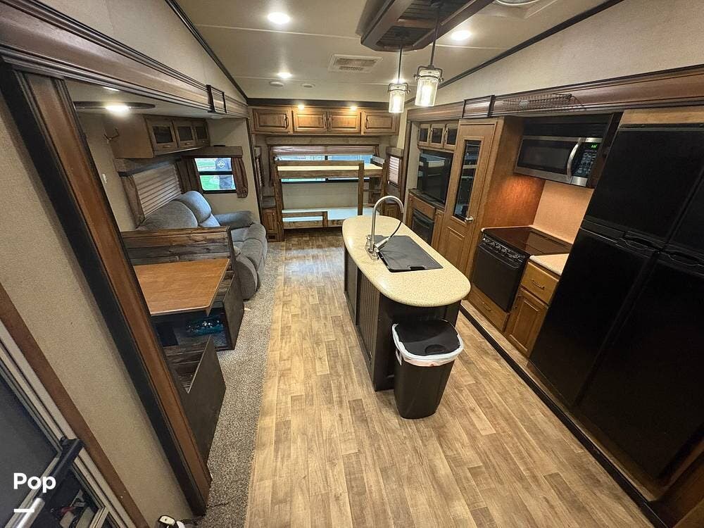2017 Reflection 337RLS by Grand Design from Pop RVs in Concrete, Washington