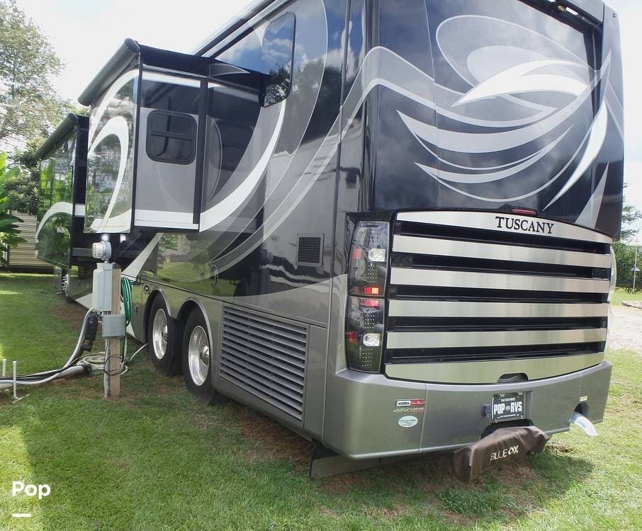 2018 Thor Motor Coach Tuscany 45AT - Used Diesel Pusher For Sale by Pop RVs in Summerdale, Alabama features Slideout, Generator, Air Conditioning, Leveling Jacks, Awning