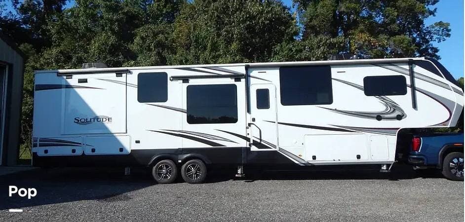 2022 Solitude 390RK by Grand Design from Pop RVs in Crestview, Florida