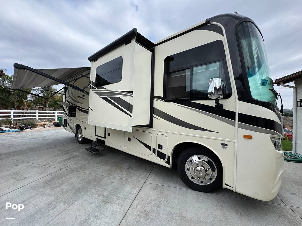 2022 Precept 31UL by Jayco from Pop RVs in Riverside, California