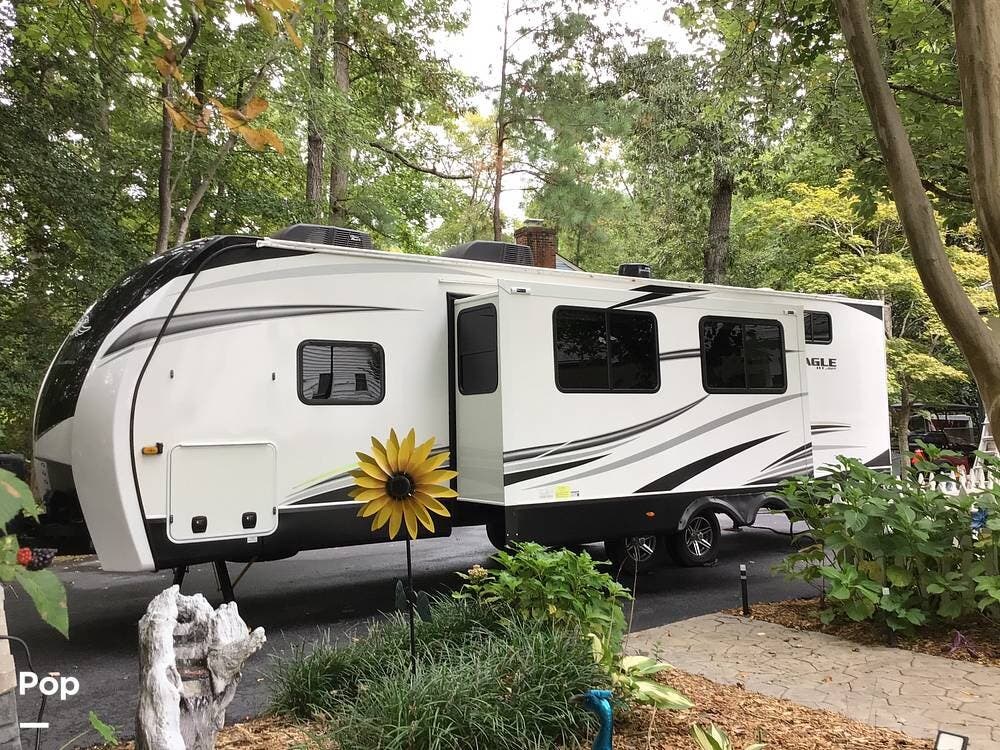 2022 Jayco Eagle 284BHOK - Used Travel Trailer For Sale by Pop RVs in Gloucester, Virginia features Awning, Slideout, Air Conditioning