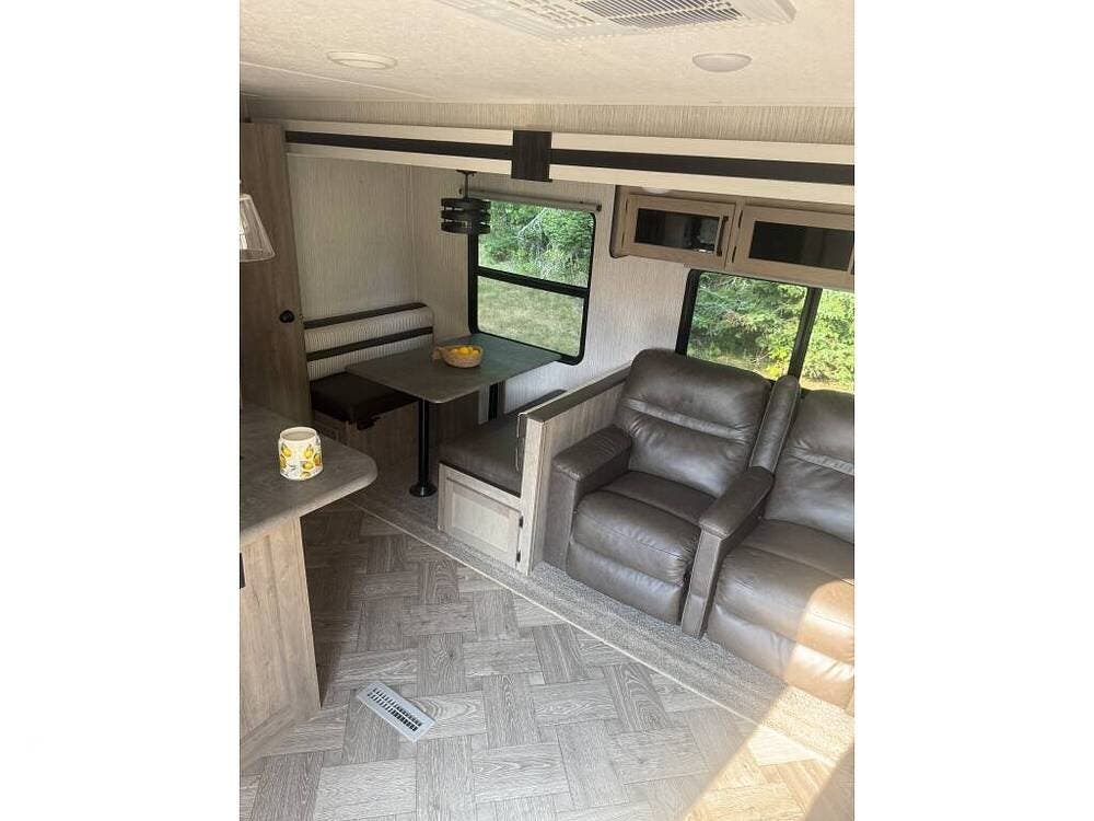 2022 Puma 32BHFS by Palomino from Pop RVs in Bangor, Maine