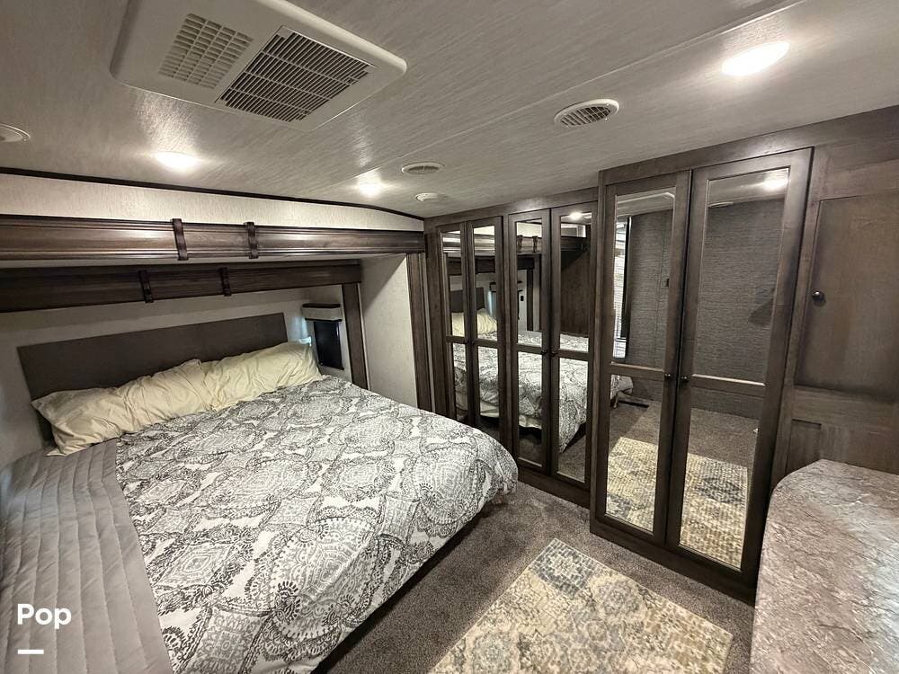Used 2019 Heartland Bighorn Traveler 32CK available in Colorado Springs, Colorado