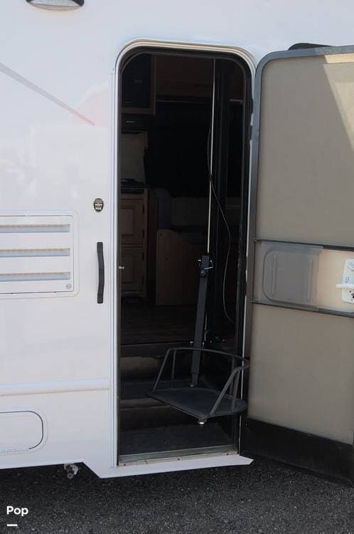 2016 Majestic 28A by Thor Motor Coach from Pop RVs in Timnath, Colorado