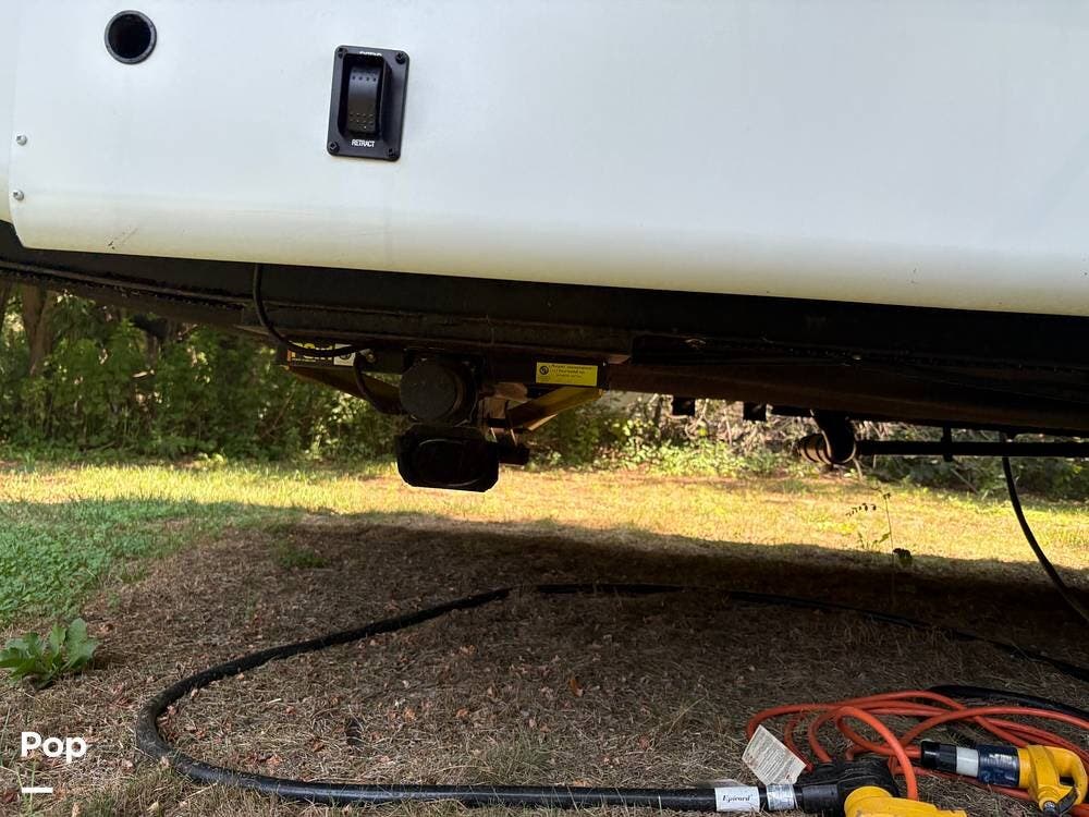 2023 Freedom Express 310BHDS by Coachmen from Pop RVs in Southold, New York