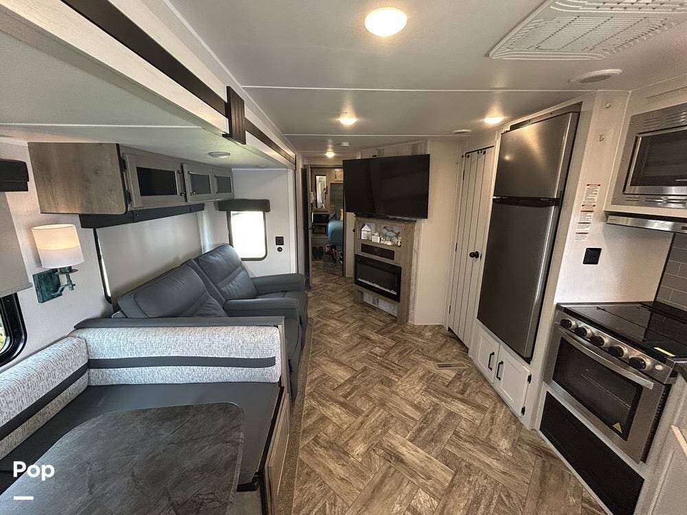 Used 2023 Palomino Puma 28BHSS available in Terrell, Texas