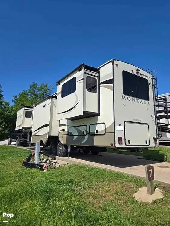 2019 Montana 3791RD 20th Anniversary Series by Keystone from Pop RVs in Nixa, Missouri