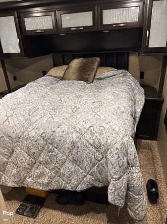 2018 Grand Design Momentum 350M - Used Toy Hauler For Sale by Pop RVs in Athol, Idaho features Awning, Slideout, Leveling Jacks, Air Conditioning