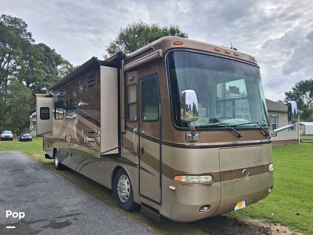 2007 Monaco RV Diplomat 40SKQ - Used Diesel Pusher For Sale by Pop RVs in Clayton, North Carolina features Leveling Jacks, Slideout, Awning, Generator, Air Conditioning