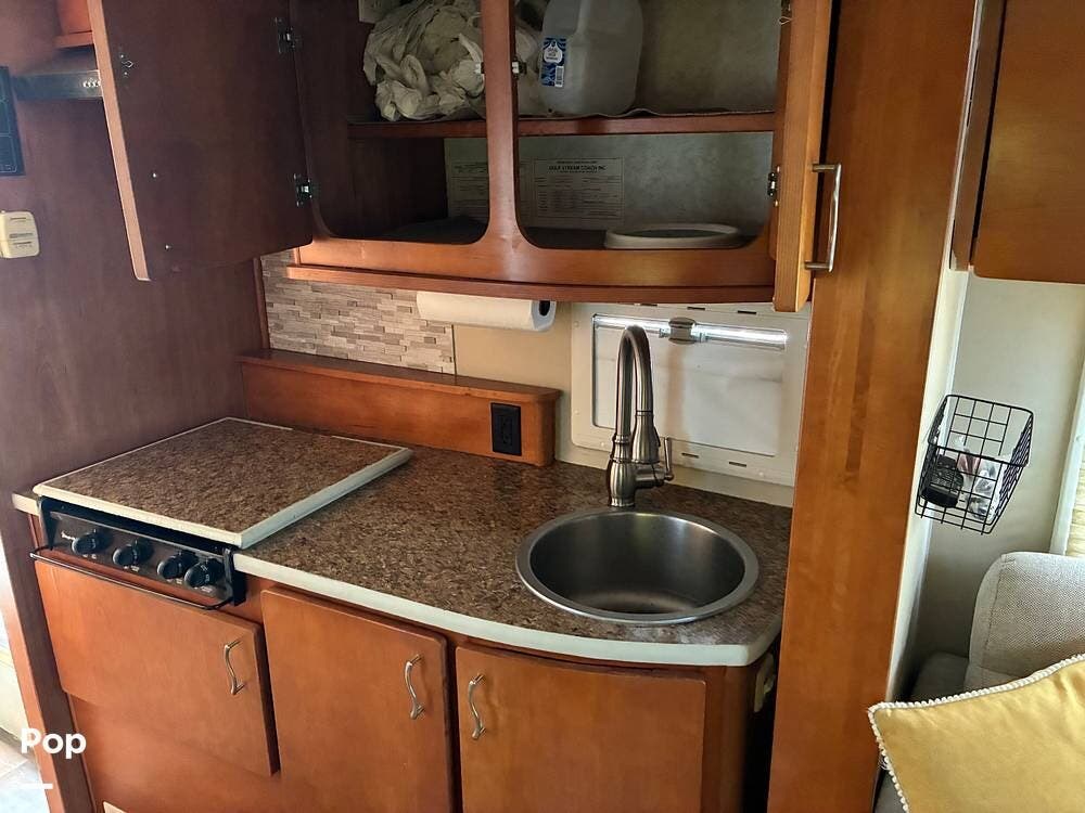 Used 2007 Gulf Stream Vista Cruiser Mini 4230 available in Oakland, California