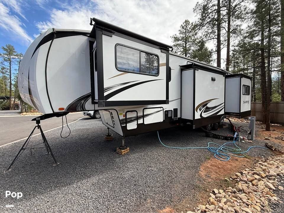 2022 Forest River Sabre 37FLH - Used Fifth Wheel For Sale by Pop RVs in Show Low, Arizona features Air Conditioning, Awning, Slideout