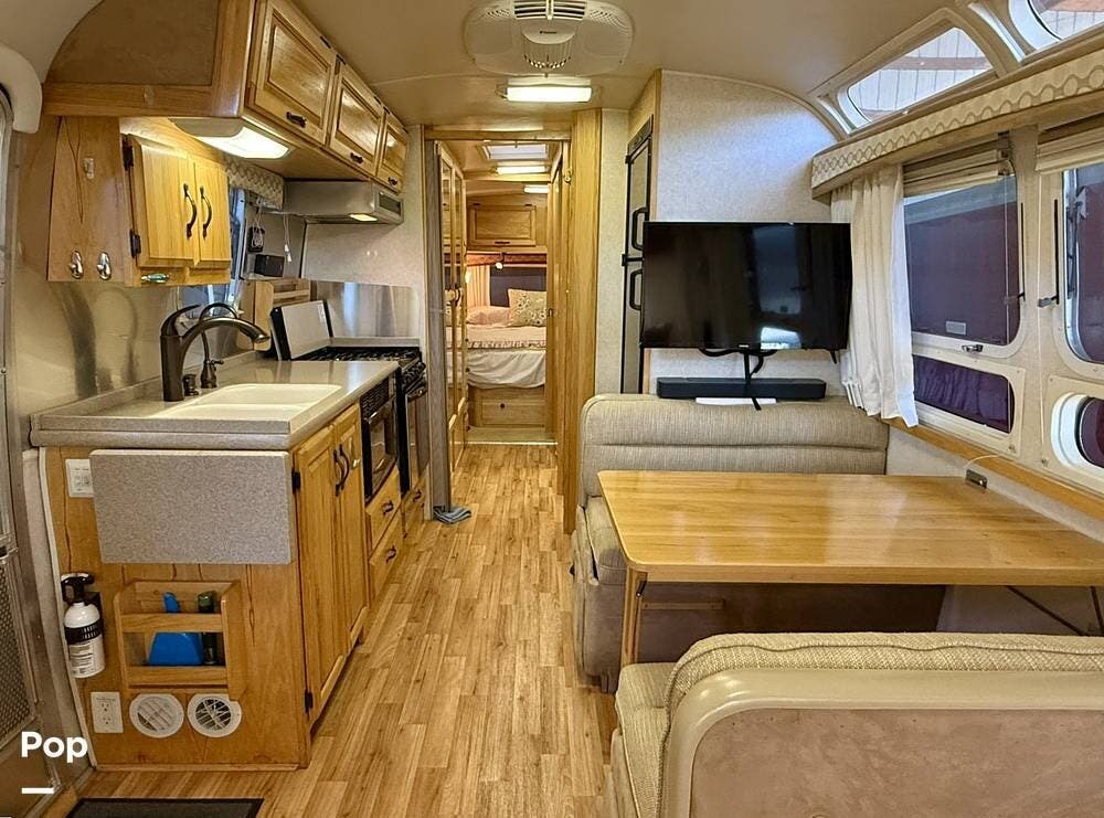 Used 2012 Airstream Classic Limited 31 available in Elma, Washington
