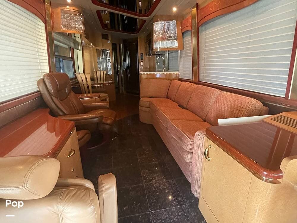 Used 2001 Prevost Marathon Prevost  H3-45 available in Longview, Washington