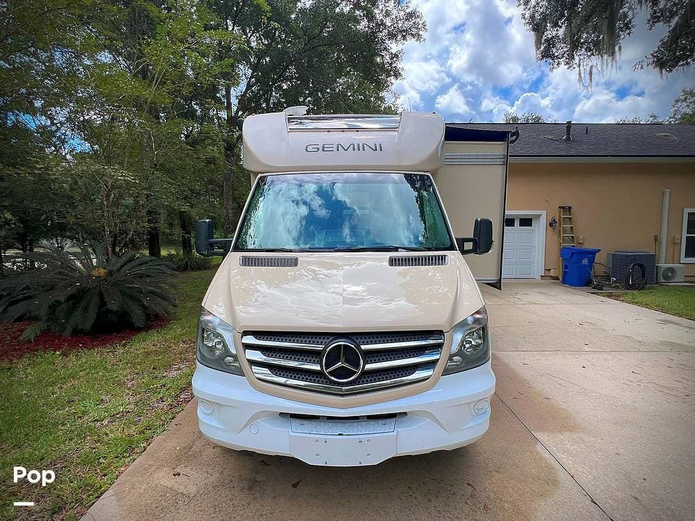 2019 Gemini 24TF by Thor Motor Coach from Pop RVs in Saint Augustine, Florida