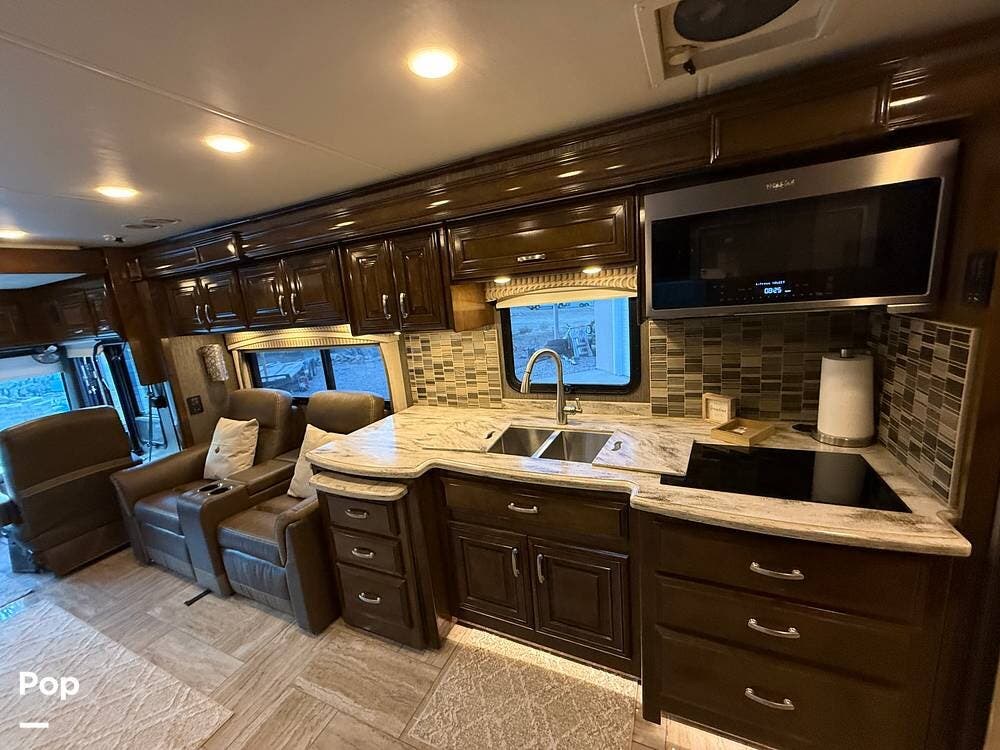 2019 Thor Motor Coach Aria 3901 - Used Diesel Pusher For Sale by Pop RVs in Saint George, Utah features Awning, Generator, Leveling Jacks, Air Conditioning, Slideout