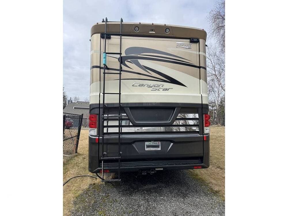 Used 2015 Newmar Canyon Star 3921 available in Anchorage, Alaska