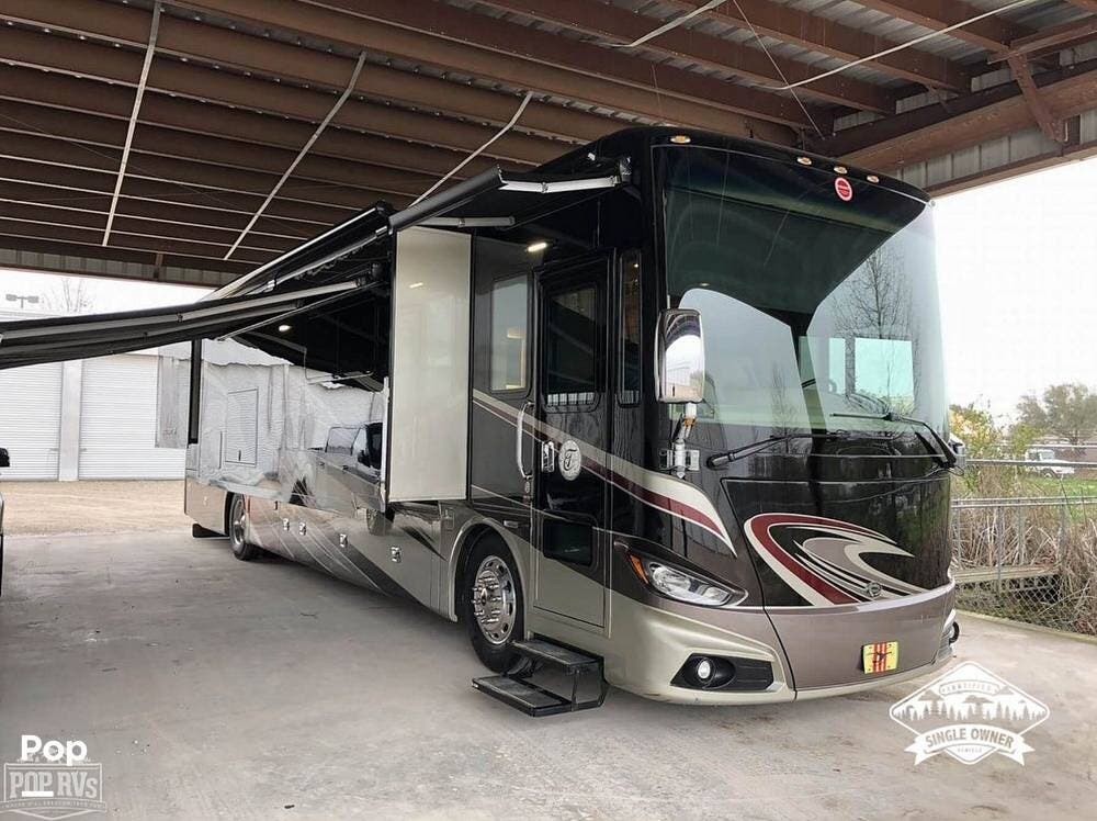 Used 2015 Tiffin Phaeton 40AH available in Nashville, Tennessee
