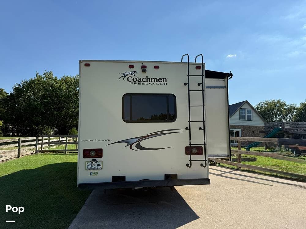 Used 2015 Coachmen Freelander 32BH available in Flower Mound, Texas