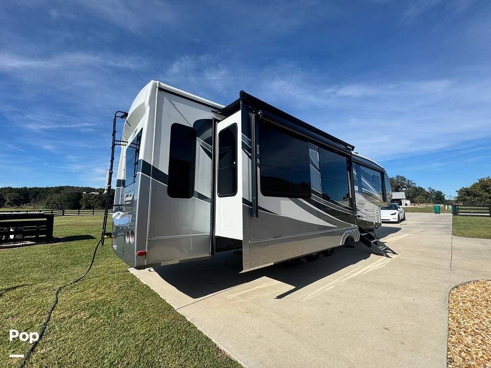 2017 Cardinal 3456RL by Forest River from Pop RVs in Wildwood, Florida