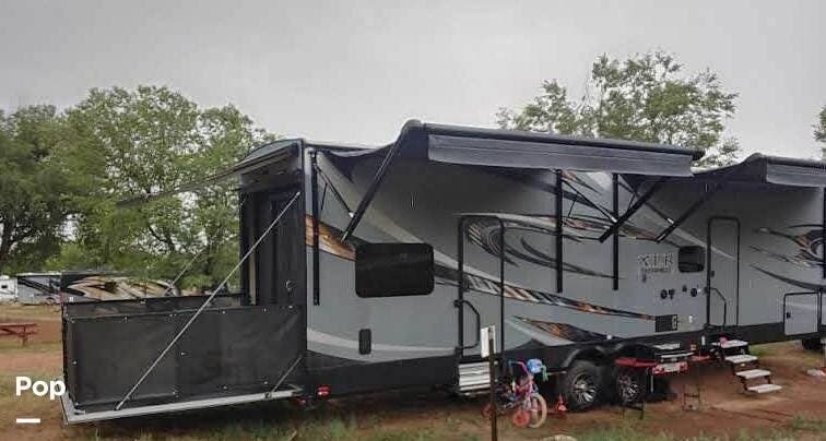 2017 XLR Thunderbolt 341AMP by Forest River from Pop RVs in Washington, Utah