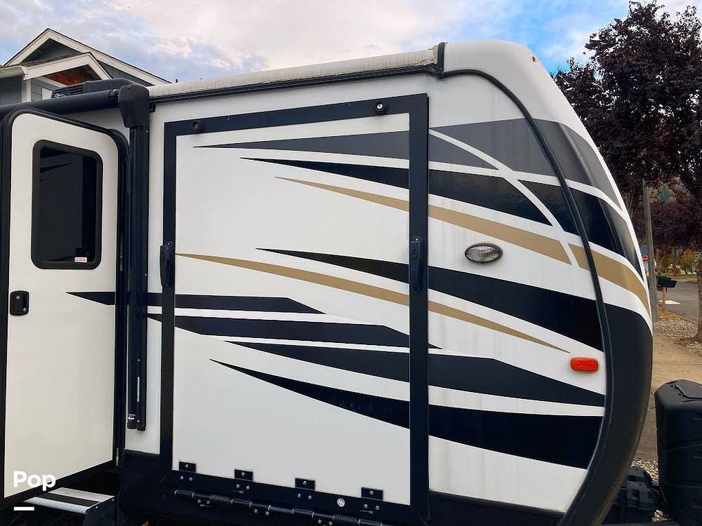 2021 Outback 324CG by Keystone from Pop RVs in Sumner, Washington
