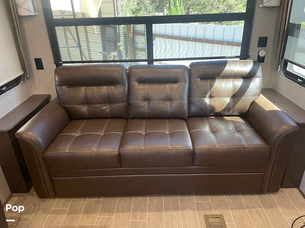 Used 2019 Keystone Alpine 3400RS available in Rio Rancho, New Mexico