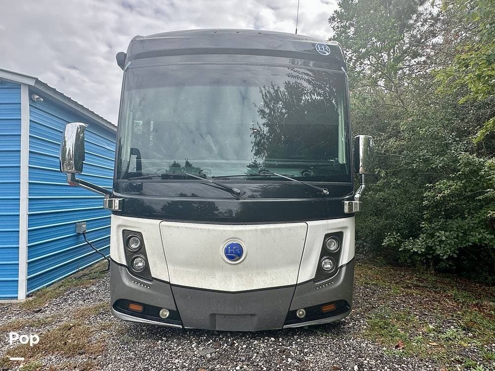 2018 Endeavor 40D by Holiday Rambler from Pop RVs in Leland, North Carolina