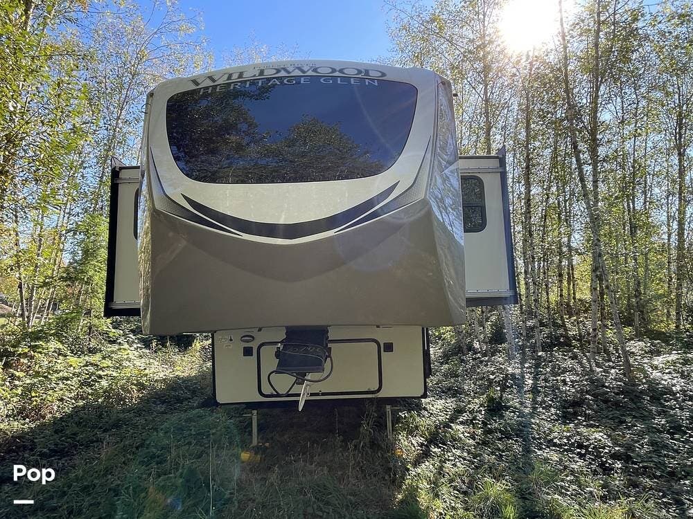 2022 Heritage Glen 378FL by Forest River from Pop RVs in Kelso, Washington