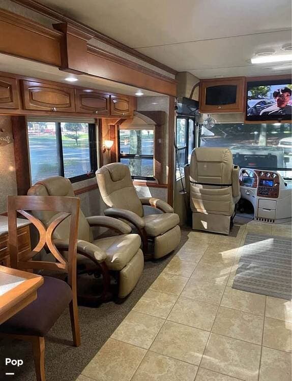 Used 2008 Newmar Dutch Star 4023 available in South Gibson, Pennsylvania