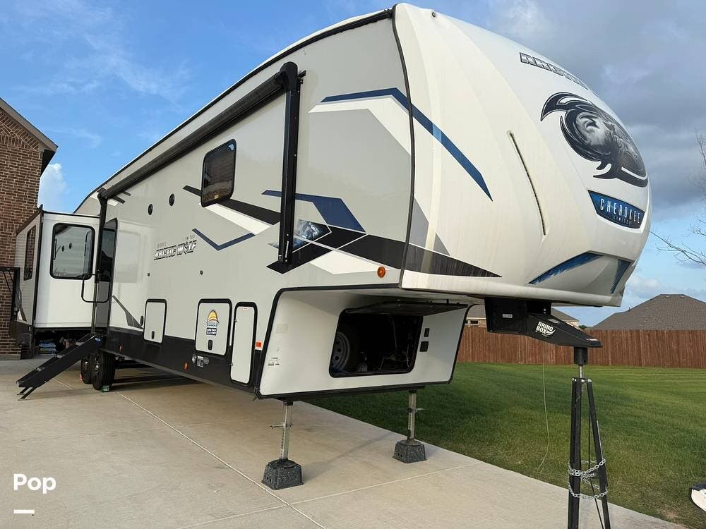 2023 Arctic Wolf 3660SUITE by Cherokee from Pop RVs in Breckenridge, Texas