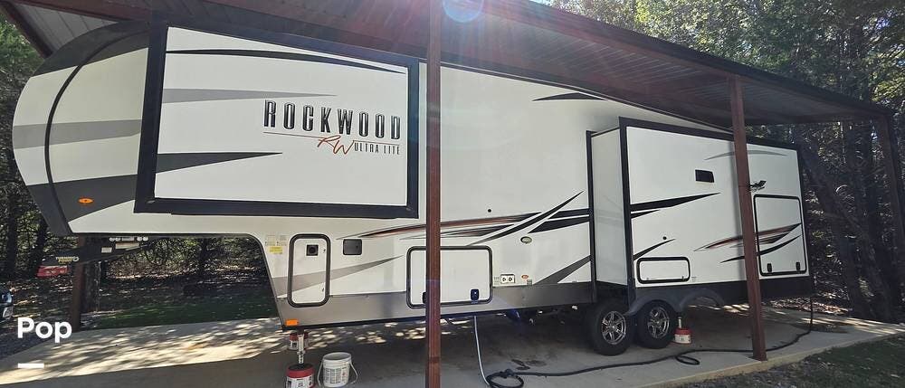 2022 Ultra-Lite 2893BS by Rockwood from Pop RVs in Terrell, Texas