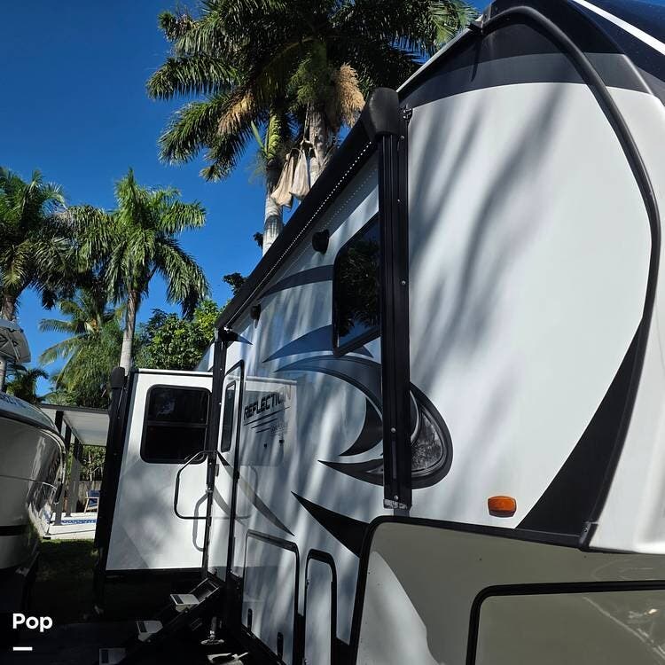 Used 2022 Grand Design Reflection 311BHS available in Miami, Florida