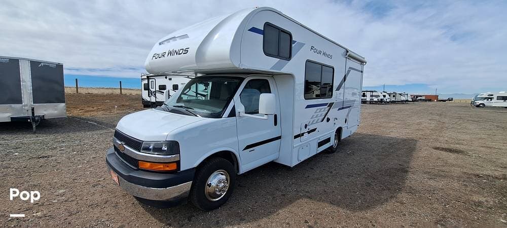 2026 Thor Motor Coach Four Winds 22Z - Used Class C For Sale by Pop RVs in Aurora, Colorado features Slideout, Generator, Awning, Air Conditioning
