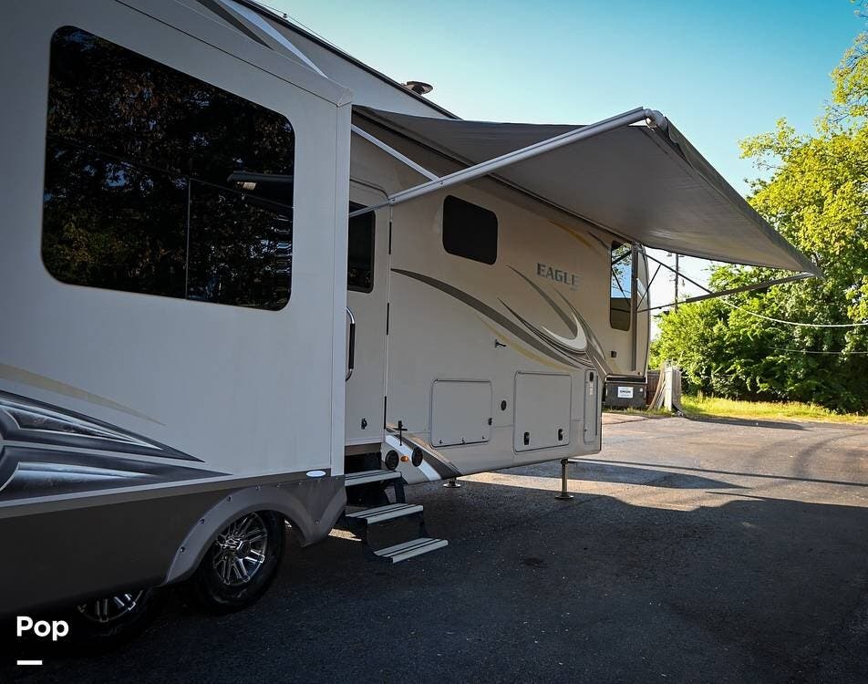 2018 Eagle 355MBQS by Jayco from Pop RVs in Fort Smith, Arkansas