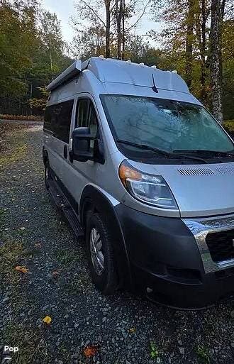 2024 Thor Motor Coach Rize 18G - Used Class B For Sale by Pop RVs in Red Bank, New Jersey features Air Conditioning, Awning, Generator