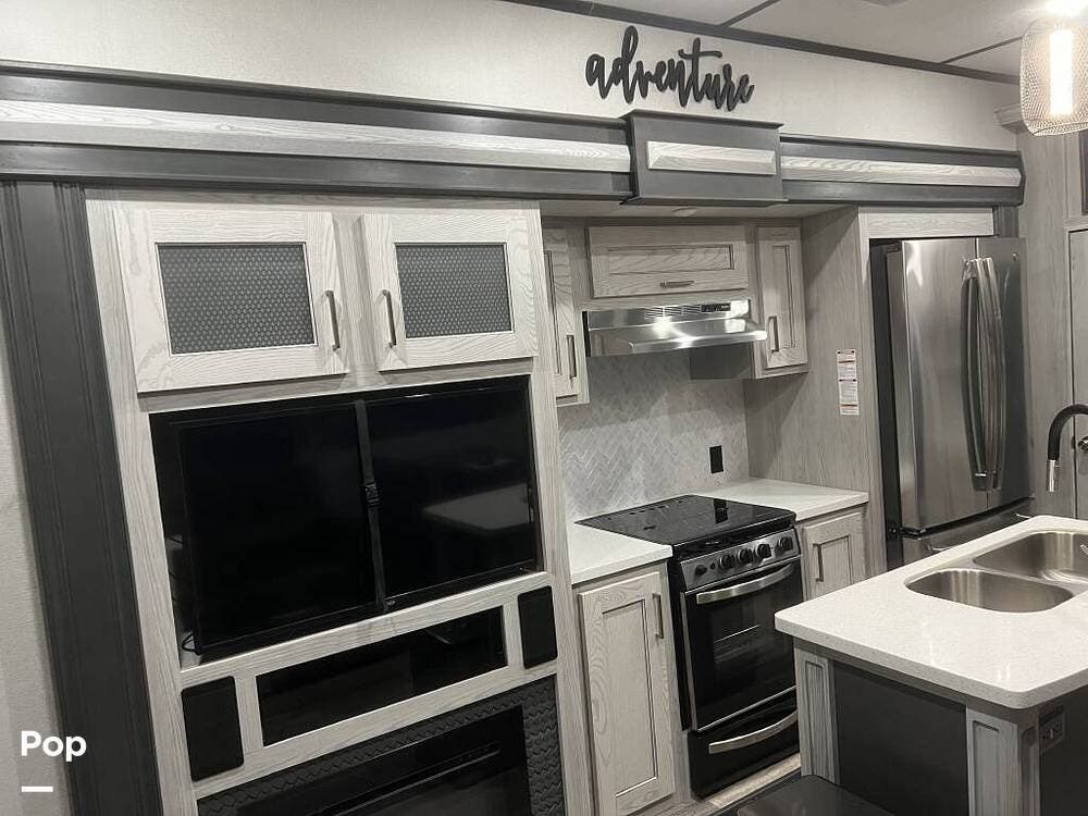 Used 2021 Keystone Montana High Country 351BH available in Orange City, Florida