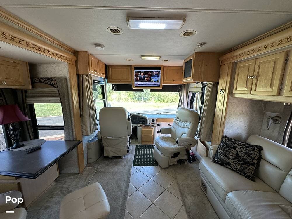 2006 Phaeton 40QDH by Tiffin from Pop RVs in Palmetto, Florida