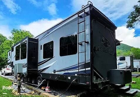 Used 2018 Jayco Seismic 4113 available in Jamestown, Tennessee