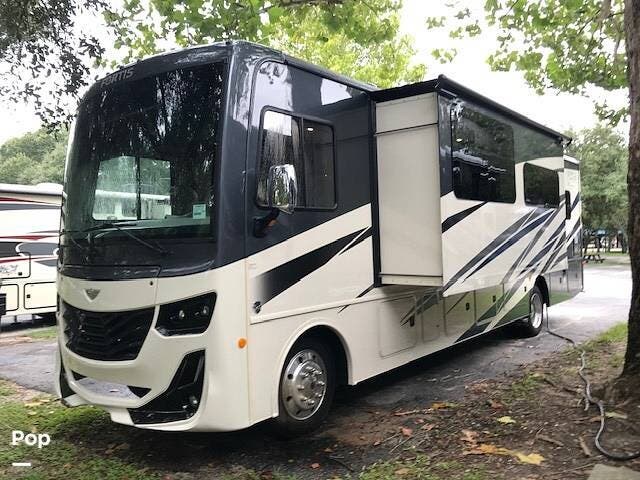 2020 Fleetwood Fortis 34MB - Used Class A For Sale by Pop RVs in Wildwood, Florida features Generator, Air Conditioning, Slideout