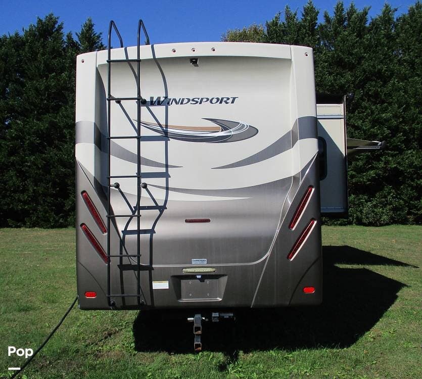 Used 2018 Thor Motor Coach Windsport 35M available in Camden-wyoming, Delaware