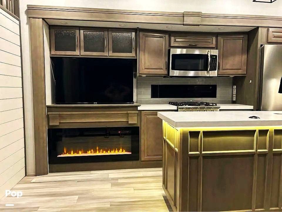 2023 Solitude 391DL by Grand Design from Pop RVs in Corydon, Indiana